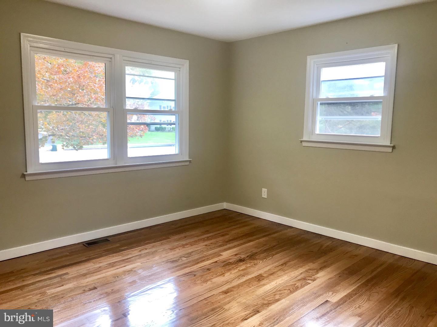 391 North Post Road Princeton Junction, NJ 08550 - Photo 14 of 16