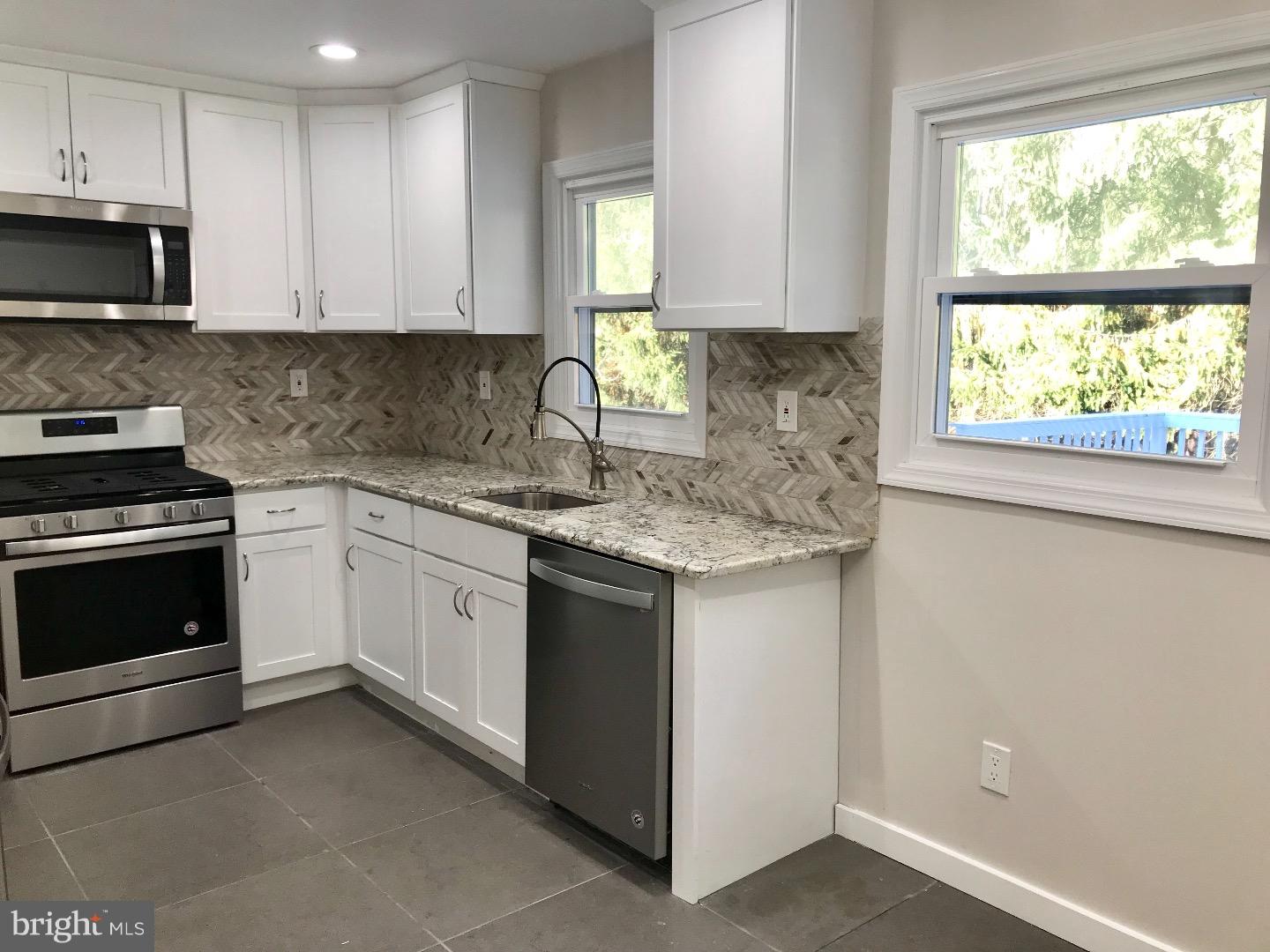 391 North Post Road Princeton Junction, NJ 08550 - Photo 7 of 16