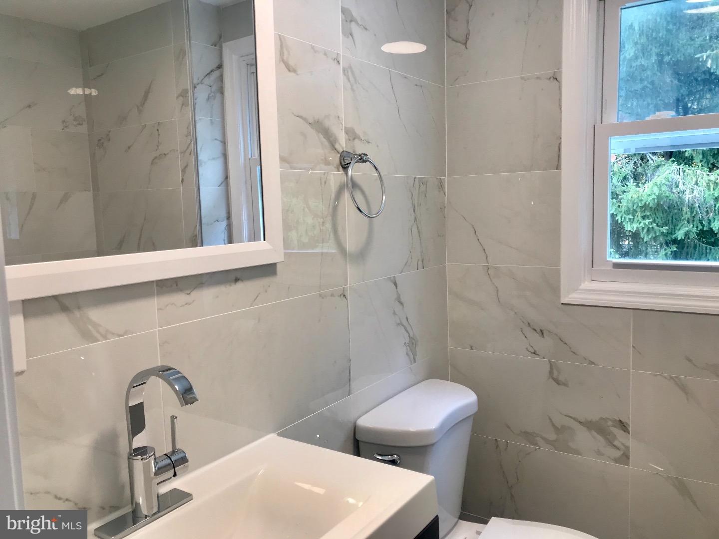 391 North Post Road Princeton Junction, NJ 08550 - Photo 9 of 16