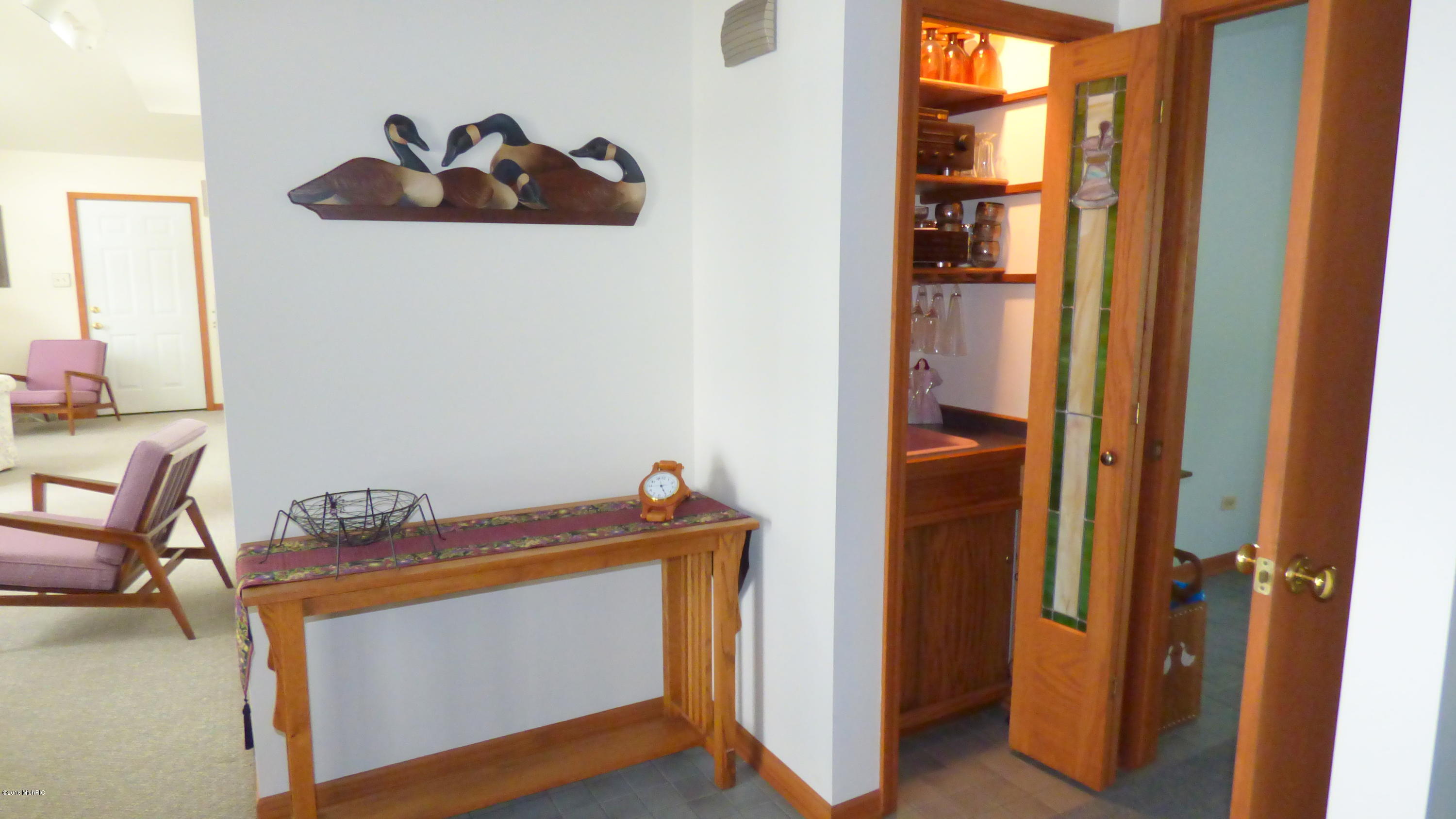 60293 Walnut Drive Decatur, MI 49045 - Photo 29 of 34 Wet Bar