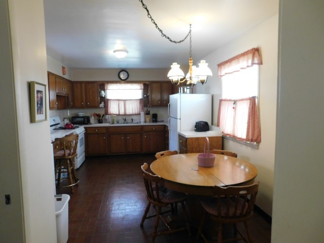 711 North 11th Street Rochelle, IL 61068 - Photo 6 of 23