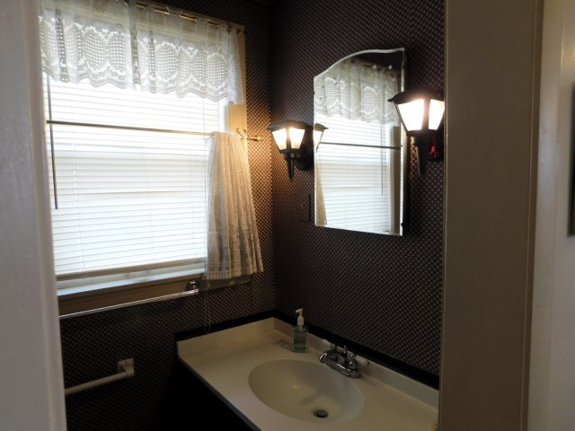 711 North 11th Street Rochelle, IL 61068 - Photo 10 of 23
