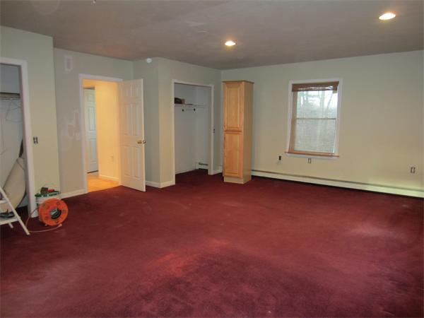 237 Kelly Road Northbridge, MA 01534 - Photo 20 of 22 an empty room with windows