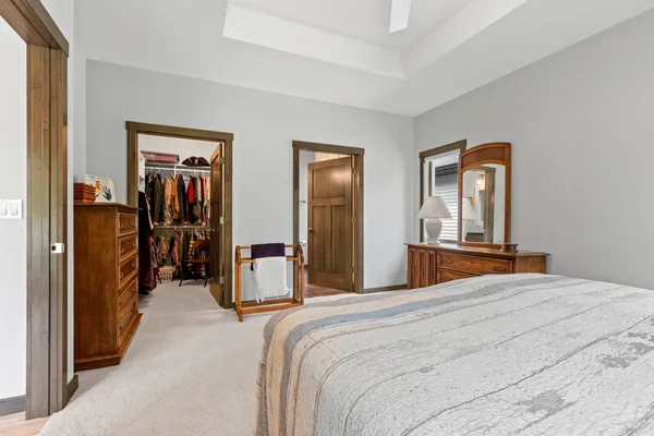 $469,900 | 2592 Farmington Way, Suamico, WI 54313