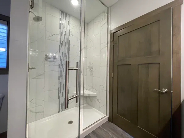 $469,900 | 2592 Farmington Way, Suamico, WI 54313