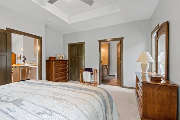 $469,900 | 2592 Farmington Way, Suamico, WI 54313