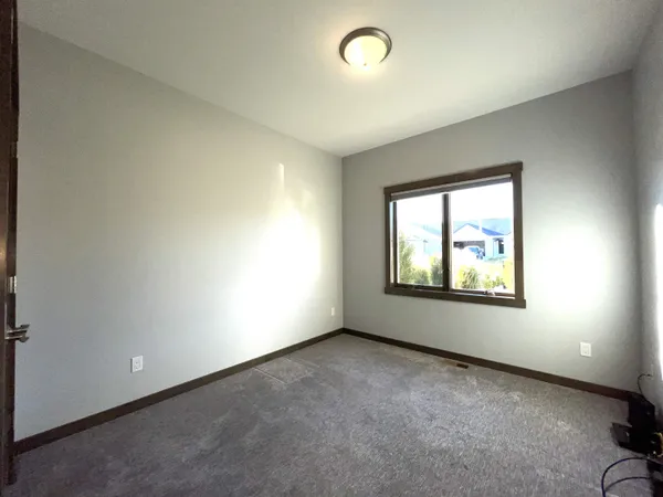 $469,900 | 2592 Farmington Way, Suamico, WI 54313