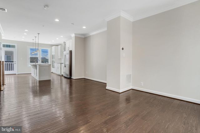 $999,999 | 3408 11th Street South, Arlington, VA 22204