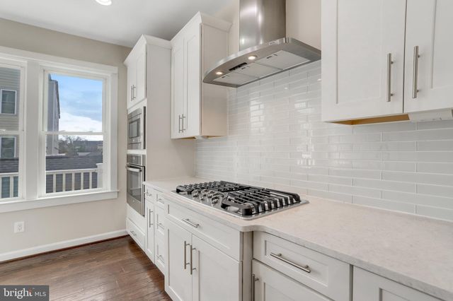 $999,999 | 3408 11th Street South, Arlington, VA 22204