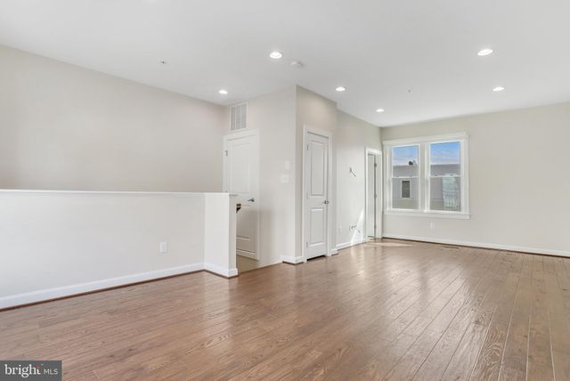 $999,999 | 3408 11th Street South, Arlington, VA 22204