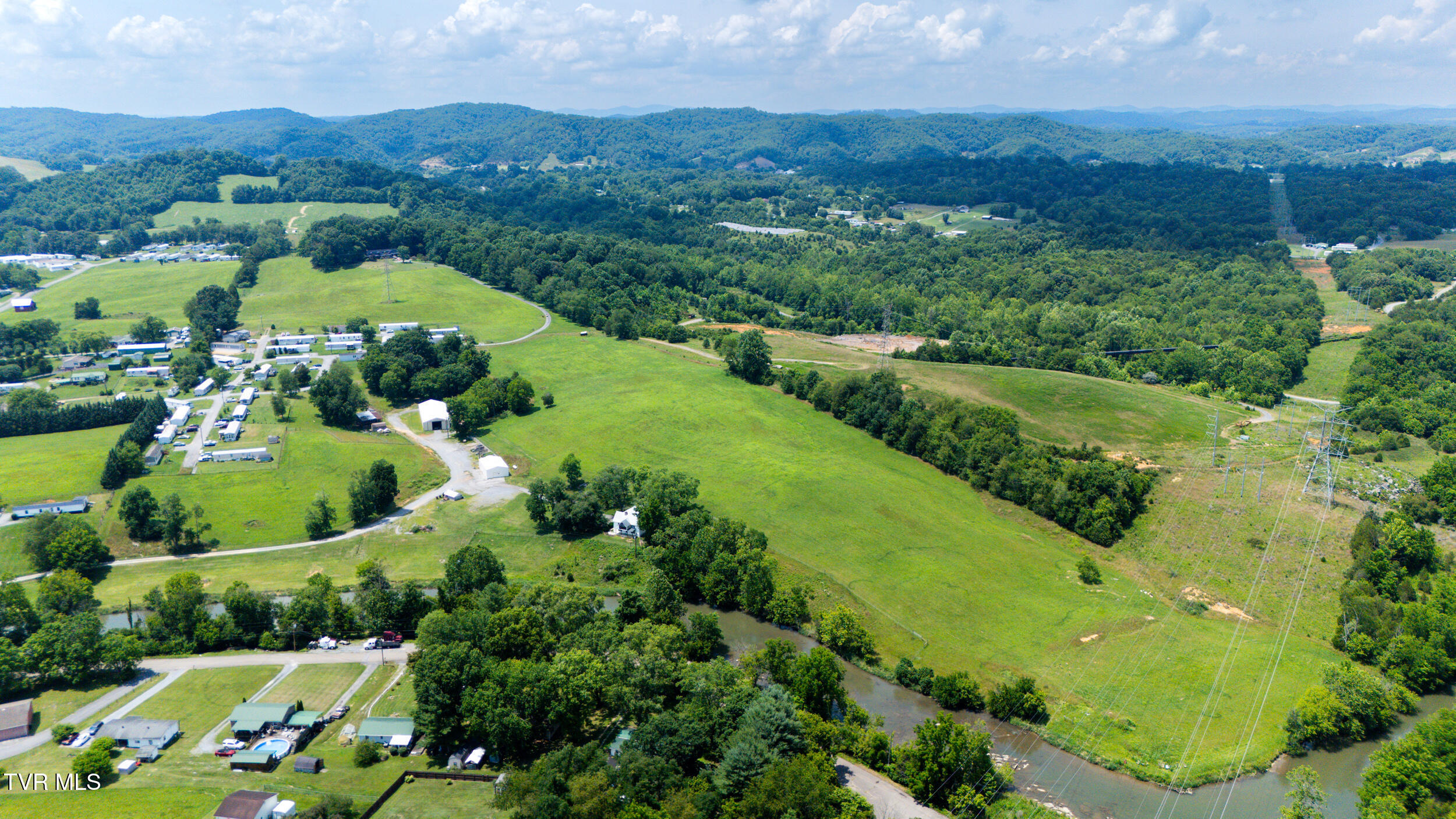 208 Buffalo Road Bluff City, TN 37618 - Photo 73 of 90 083