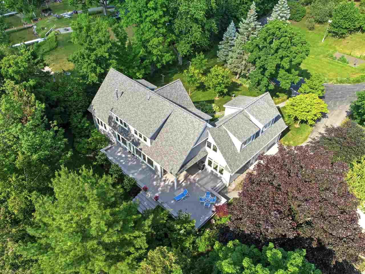 8518 South Lakeview Road Traverse City, MI 49684 - Photo 6 of 37 1878522-5.JPG
