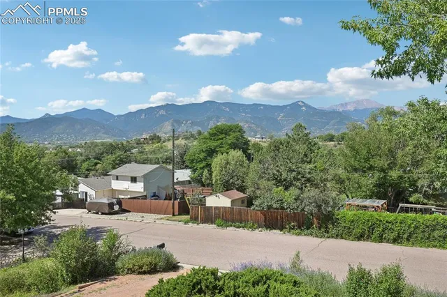 $699,900 | 1055 North 18th Street, Colorado Springs, CO 80904