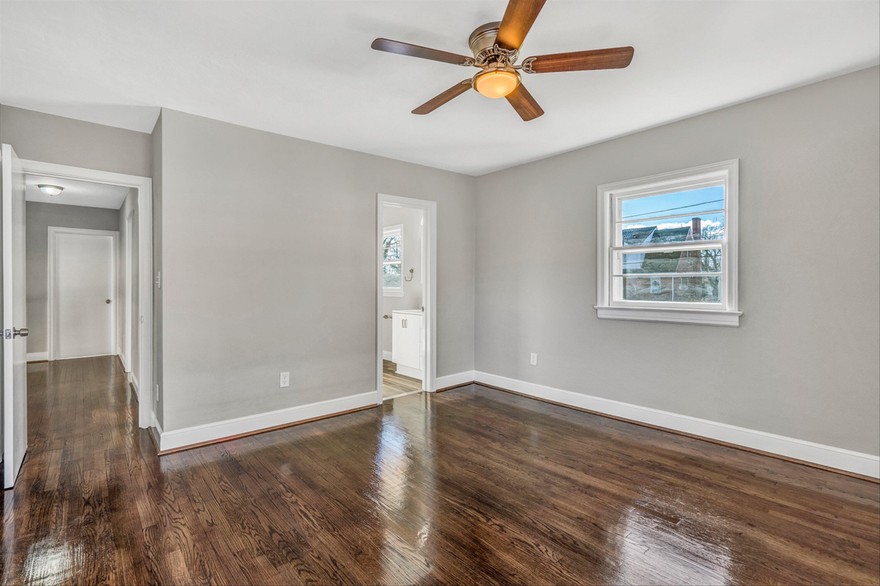 3026 Linwood Road Northwest Roanoke, VA 24017 - Photo 18 of 33 20-DSC1780