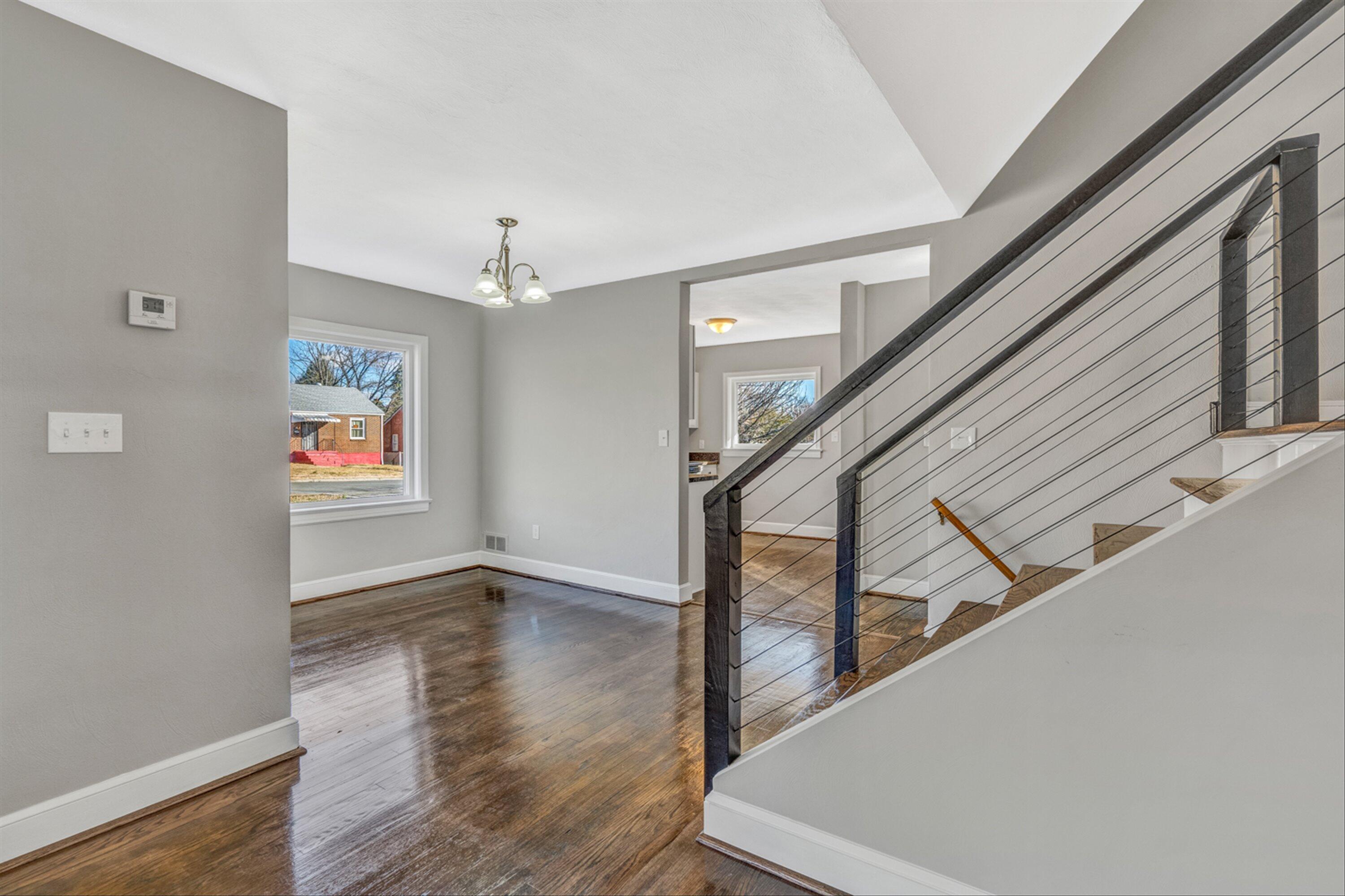 3026 Linwood Road Northwest Roanoke, VA 24017 - Photo 4 of 33 05-DSC1735