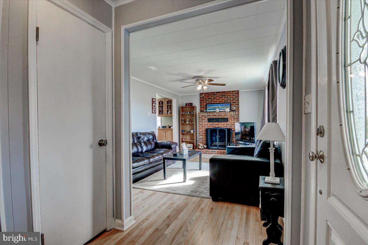 103 Homeland Road Pasadena, MD 21122 - Photo 21 of 40 Gallery Image 21