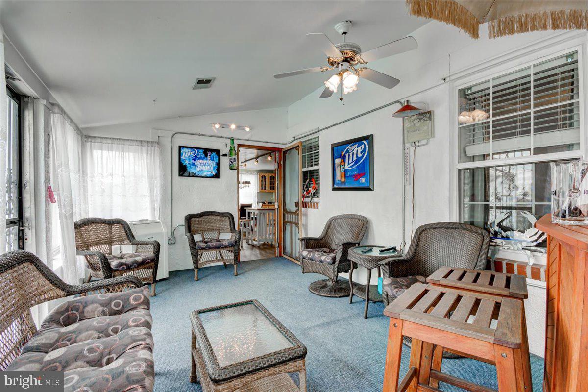 103 Homeland Road Pasadena, MD 21122 - Photo 5 of 40 Gallery Image 5