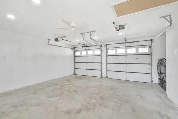 $2,000 | 7623 Yellow Pine Drive, Houston, TX 77040