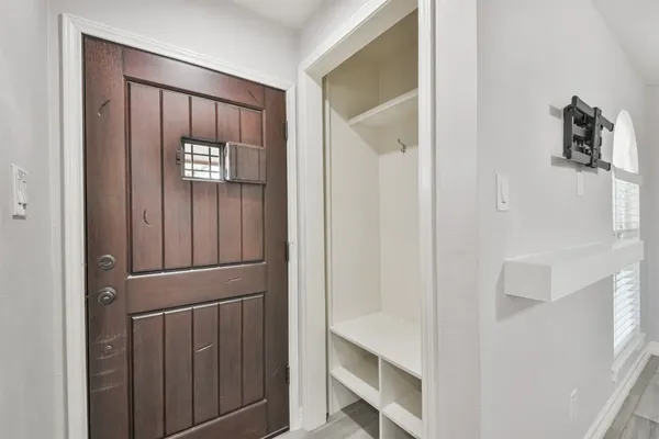 $2,000 | 7623 Yellow Pine Drive, Houston, TX 77040