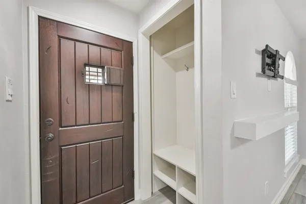 $2,000 | 7623 Yellow Pine Drive, Houston, TX 77040