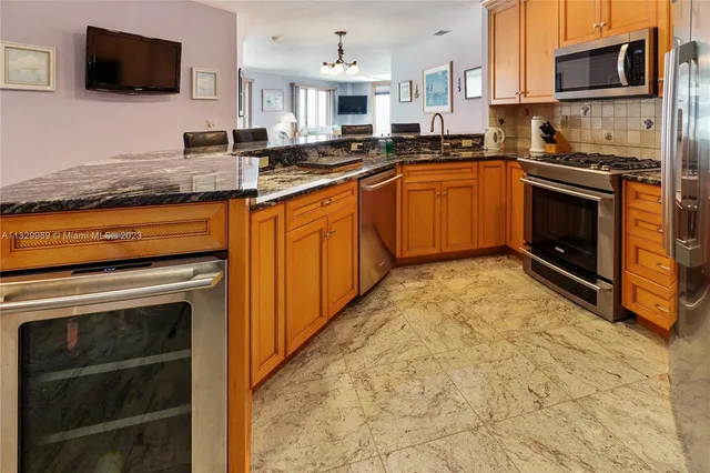 $4,750 | 900 Ocean Avenue, Unit 108, Point Pleasant Beach, NJ 08742