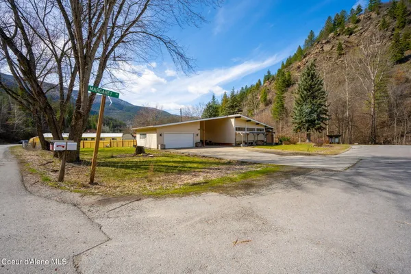 $569,900 | 9 Margaret Avenue, Kellogg, ID 83837