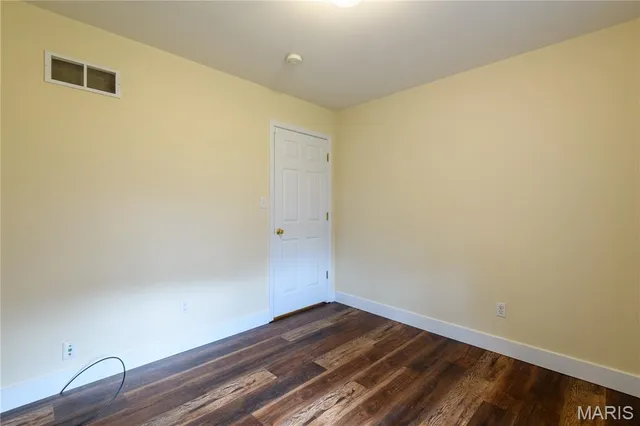 $311,000 | 815 South Suncrest Drive, Hillsboro, MO 63050