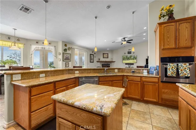 $750,000 | 8346 West W Avenue, Lancaster, CA 93536