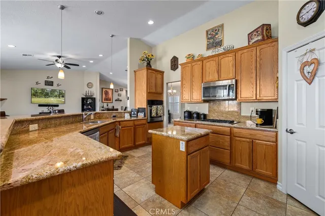 $750,000 | 8346 West W Avenue, Lancaster, CA 93536