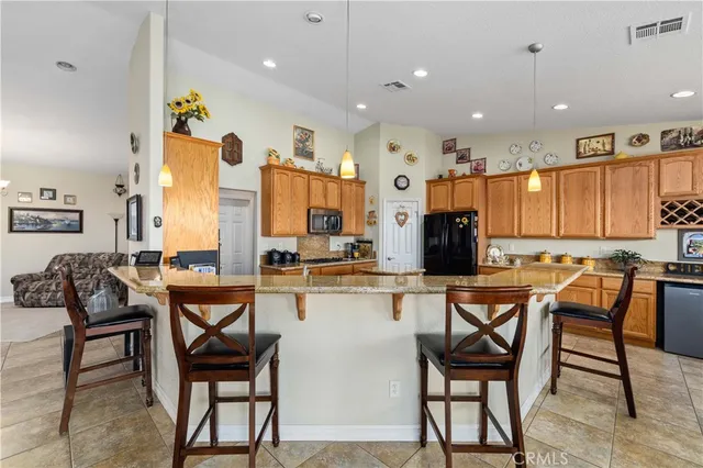 $750,000 | 8346 West W Avenue, Lancaster, CA 93536