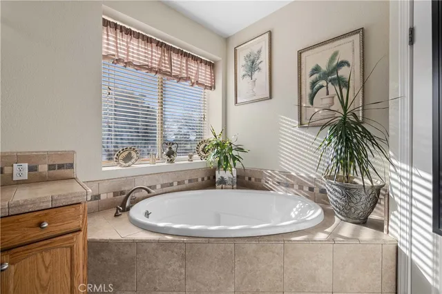 $750,000 | 8346 West W Avenue, Lancaster, CA 93536