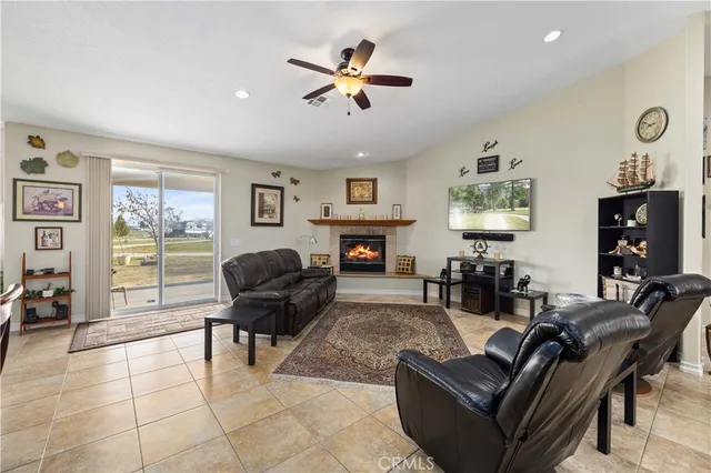 $750,000 | 8346 West W Avenue, Lancaster, CA 93536