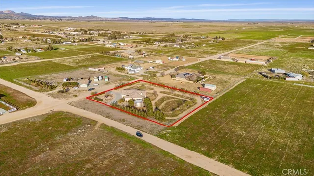 $750,000 | 8346 West W Avenue, Lancaster, CA 93536