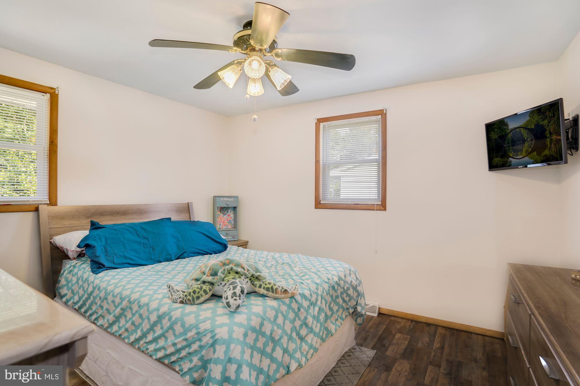 33 Battles Road Williamstown, NJ 08094 - Photo 9 of 26 Bedroom 1