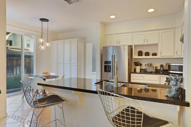 $725,000 | 2686 Ozark Drive, Tracy, CA 95304