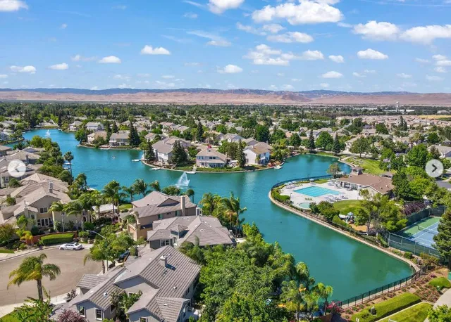 $725,000 | 2686 Ozark Drive, Tracy, CA 95304