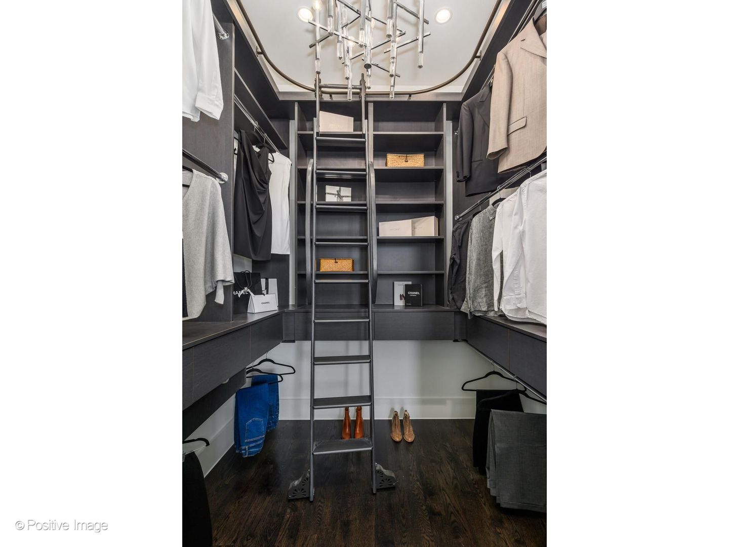 2037 West Division Street, Unit PH Chicago, IL 60622 - Photo 22 of 35