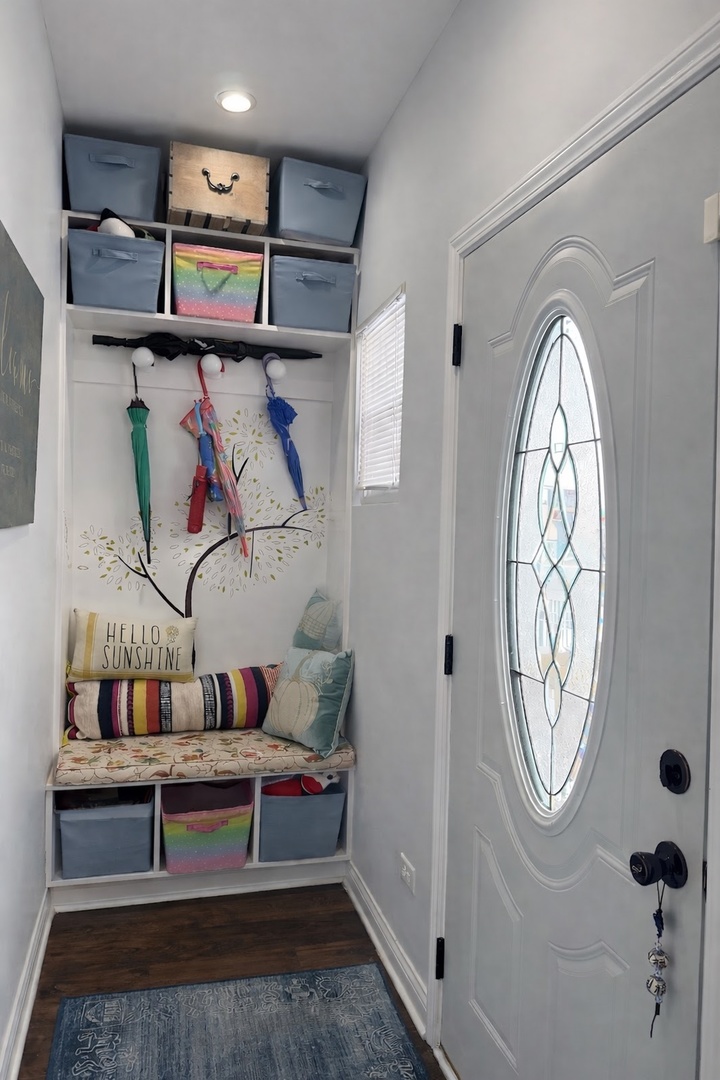 4151 West Fullerton Avenue Chicago, IL 60639 - Photo 2 of 21