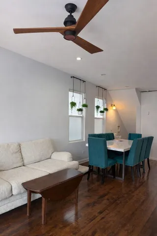 $4,500 | 4151 West Fullerton Avenue, Chicago, IL 60639