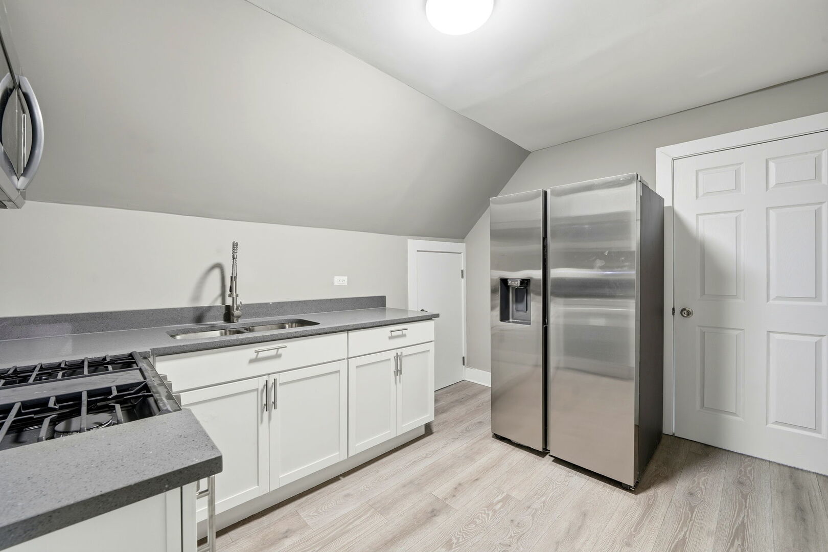 1217 North Harding Avenue, Unit 2 Chicago, IL 60651 - Photo 11 of 15