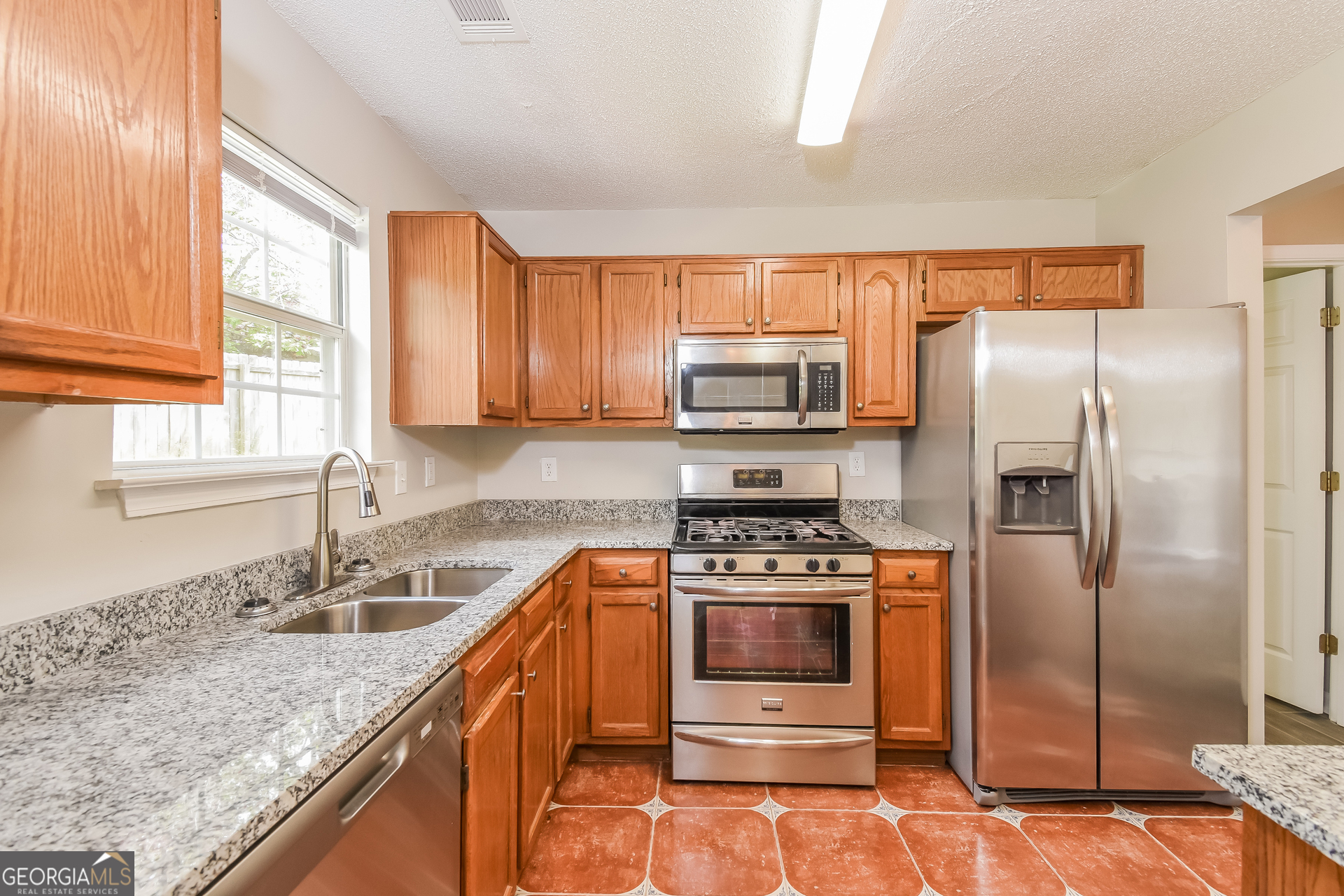 412 Windstream Drive Southwest Marietta, GA 30060 - Photo 5 of 17