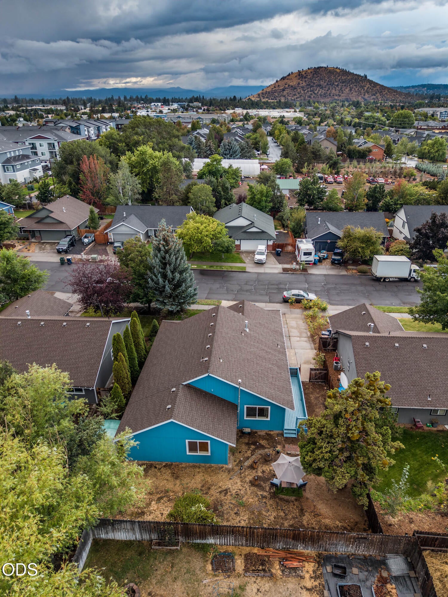 786 Northeast Tierra Road Bend, OR 97701 - Photo 6 of 27 Gallery Image 6