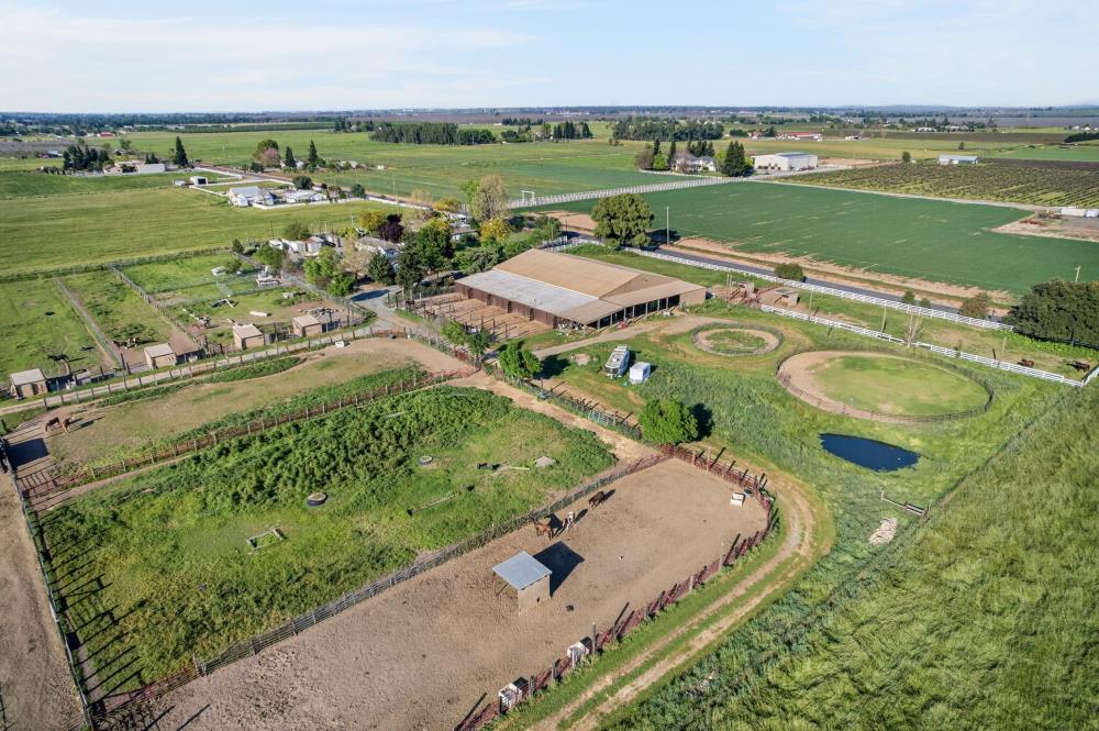 13512 Alta Mesa Road Galt, CA 95632 - Photo 13 of 99