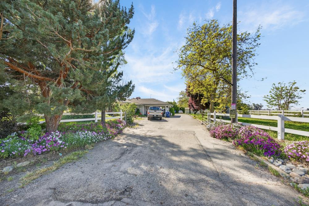 13512 Alta Mesa Road Galt, CA 95632 - Photo 15 of 99 Driveway to 3B/2B home