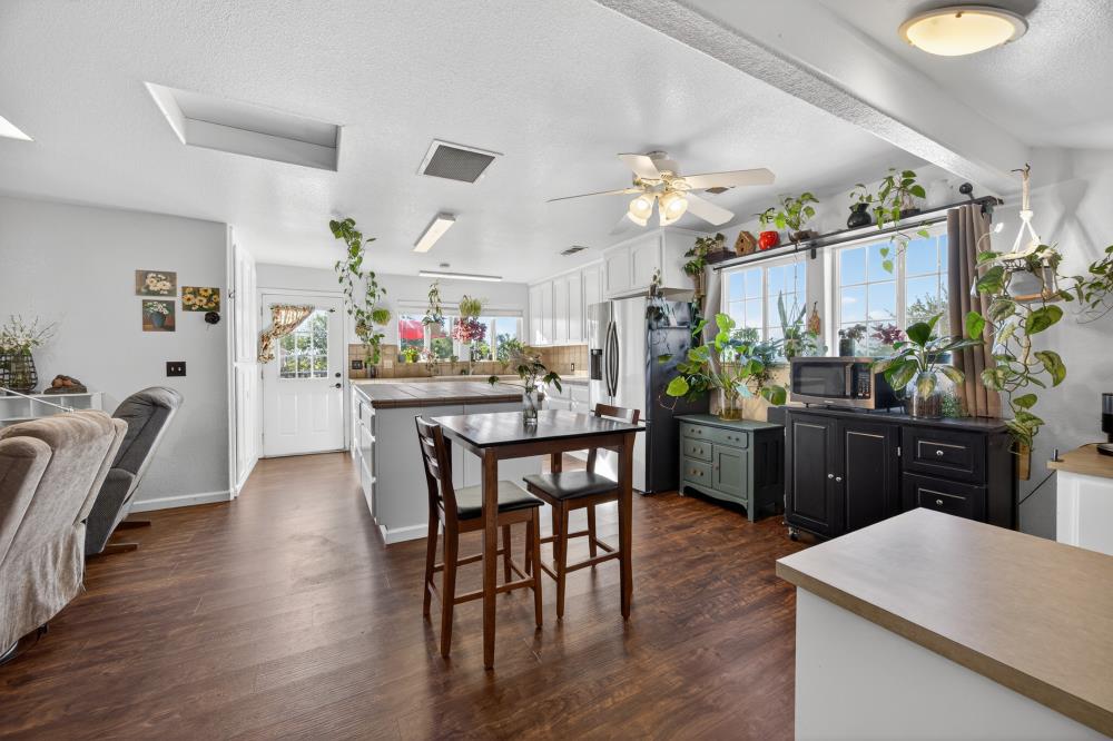 13512 Alta Mesa Road Galt, CA 95632 - Photo 26 of 99 Upstairs unit main home