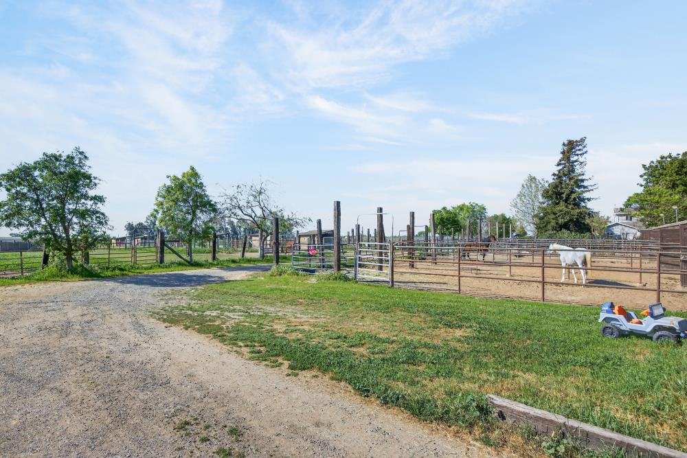 13512 Alta Mesa Road Galt, CA 95632 - Photo 72 of 99