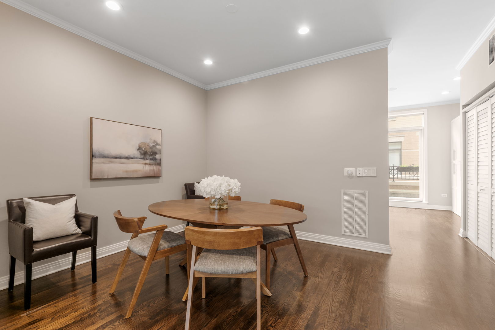 1738 South Indiana Avenue Chicago, IL 60616 - Photo 8 of 29 a view of a dining room with furniture and wooden floor