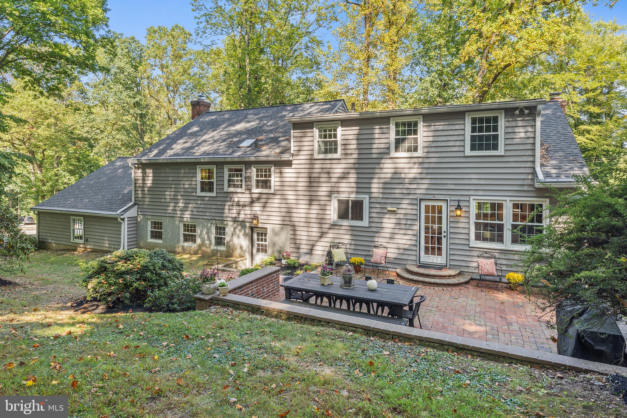 611 Bair Road Berwyn, PA 19312 - Photo 4 of 40