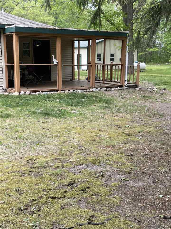 5076 Shore Road Pinconning, MI 48650 - Photo 14 of 18