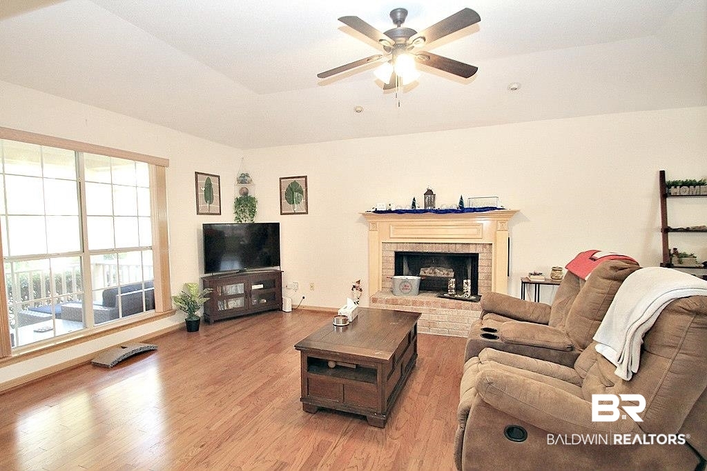 110 Virginia Circle Daphne, AL 36526 - Photo 3 of 23